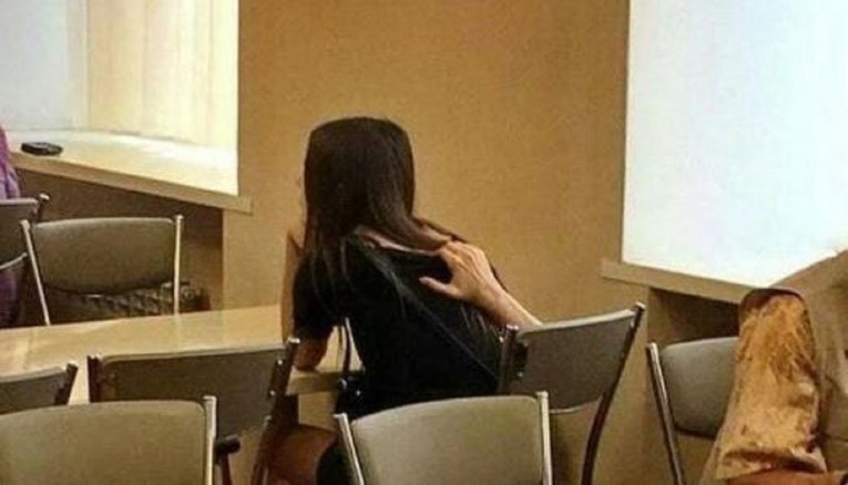 Fotka cure zbog jednog detalja postala hit na Redditu