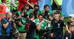 Fotoreporter na kojeg je Mandžukić pao slaveći gol Englezima poželio sreću Hrvatskoj