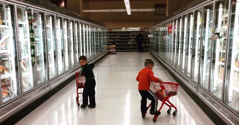 Petogodišnjak obavio kupnju namirnica: Iznenadit će vas što se našlo u košarici
