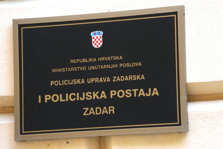 Zadarska policija privela više ljudi, među njima i bivši policajac