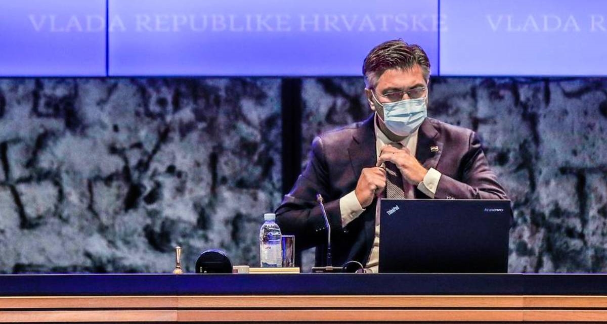 VIDEO Plenković: Danas prelazimo 10.000 mrtvih. Uvodimo sankcije zbog covid-potvrda