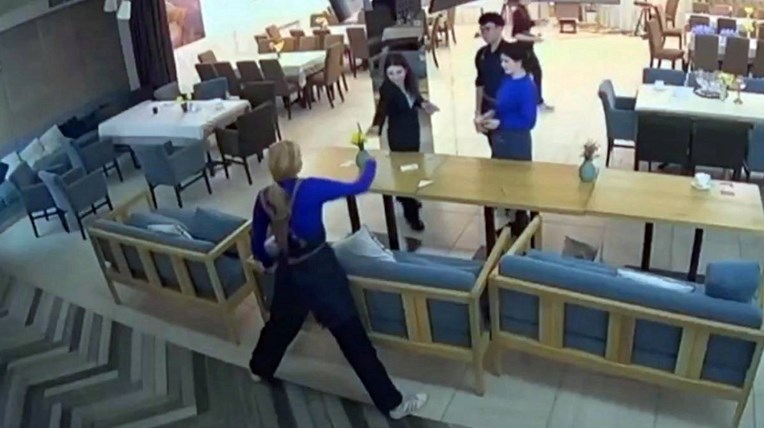 Rusi tvrde da su ubili "zapadne instruktore" u restoranu. Ovo je trenutak udara