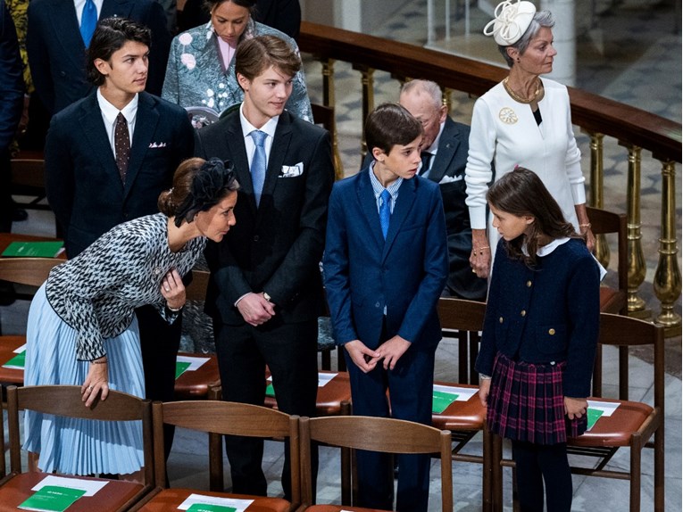 Kćer danskog princa Joachima nakon oduzimanja titule navodno maltretiraju u školi