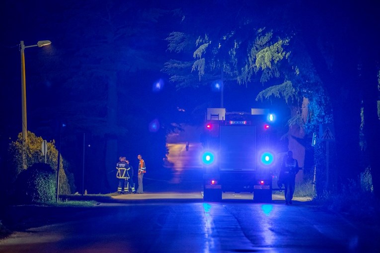 Pijani Makedonac se u Istri autom zabio u autobus
