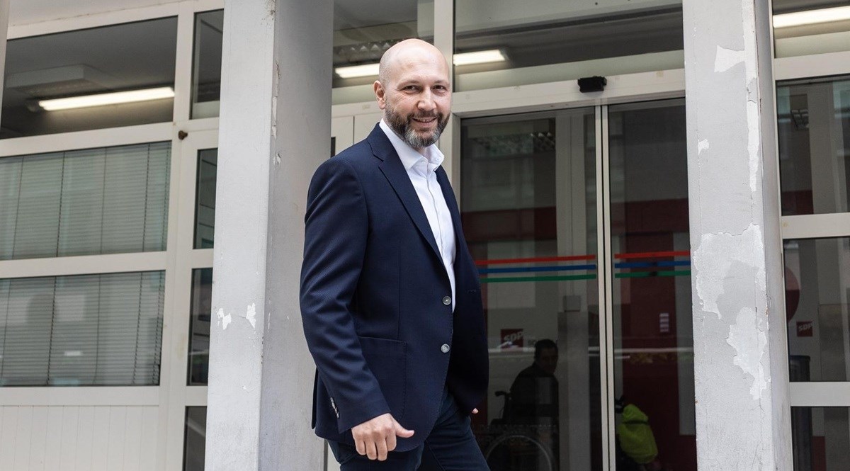 Zmajlović: Nakon 25 godina iste vlasti, treba se zahvaliti starom i izabrati novo
