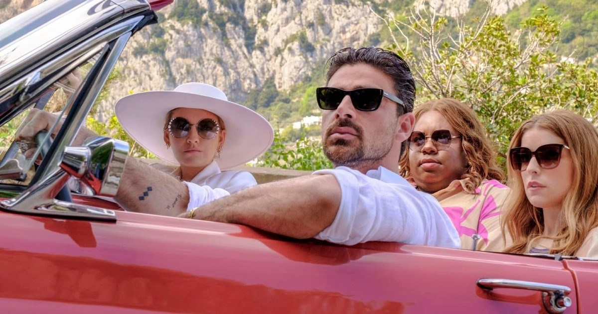 Objavljene su prve fotke iz nastavka crne komedije s Blake Lively i Annom Kendrick