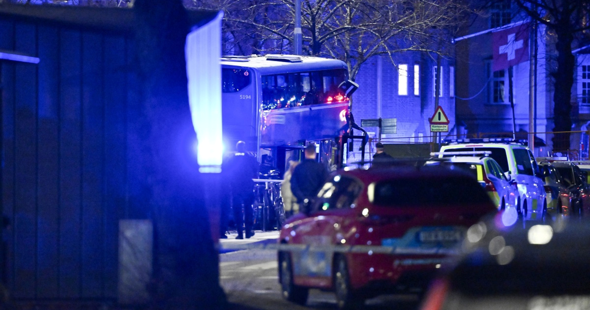 Autobus se zabio u stanicu u Stockholmu, ima mrtvih