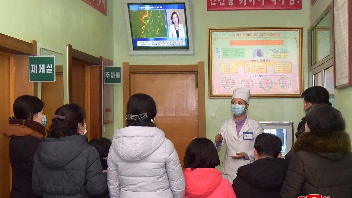 Sjeverna Koreja stavila gotovo 400 stranih državljana u karantenu