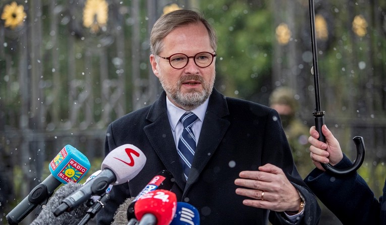 Češki premijer jednoglasno ponovno izabran za čelnika stranke