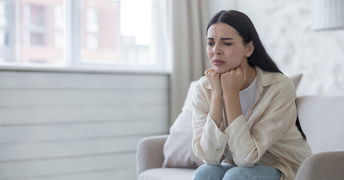 Psiholozi: Osobe koje se ne osjećaju sigurno u vezi često rade pet stvari