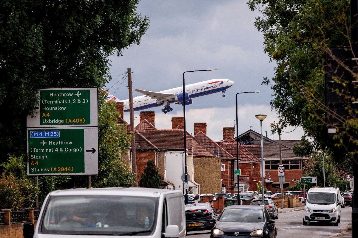 Intervencija hitnih službi na londonskom aerodromu Heathrow. Zaustavljen promet