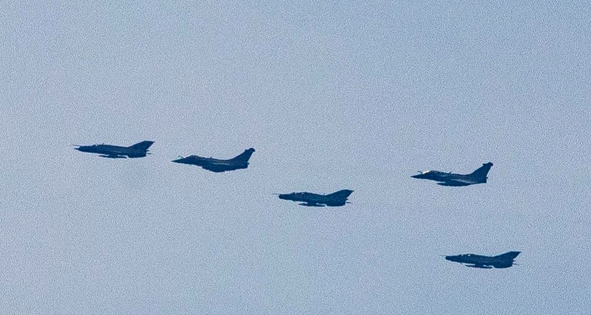 ANKETA Podržavate li zabranu preleta vojnih aviona nad hrvatskim gradovima?