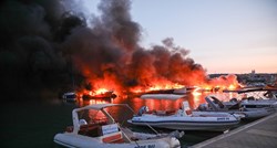 Požar u Medulinu pod kontrolom, izgorjelo 20-ak brodica. Ljudi skakali u more
