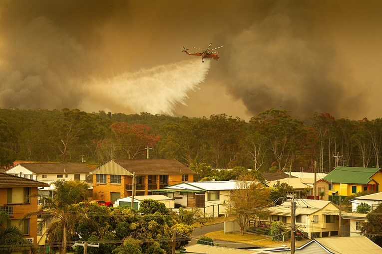 VIDEO Požari bijesne diljem Australije, toliko su snažni da mijenjaju vrijeme