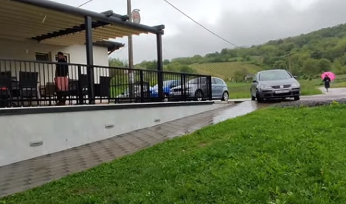 Vlasnik kafića gdje je umro tinejdžer: Bili su nerazdvojni, svaki dan su dolazili
