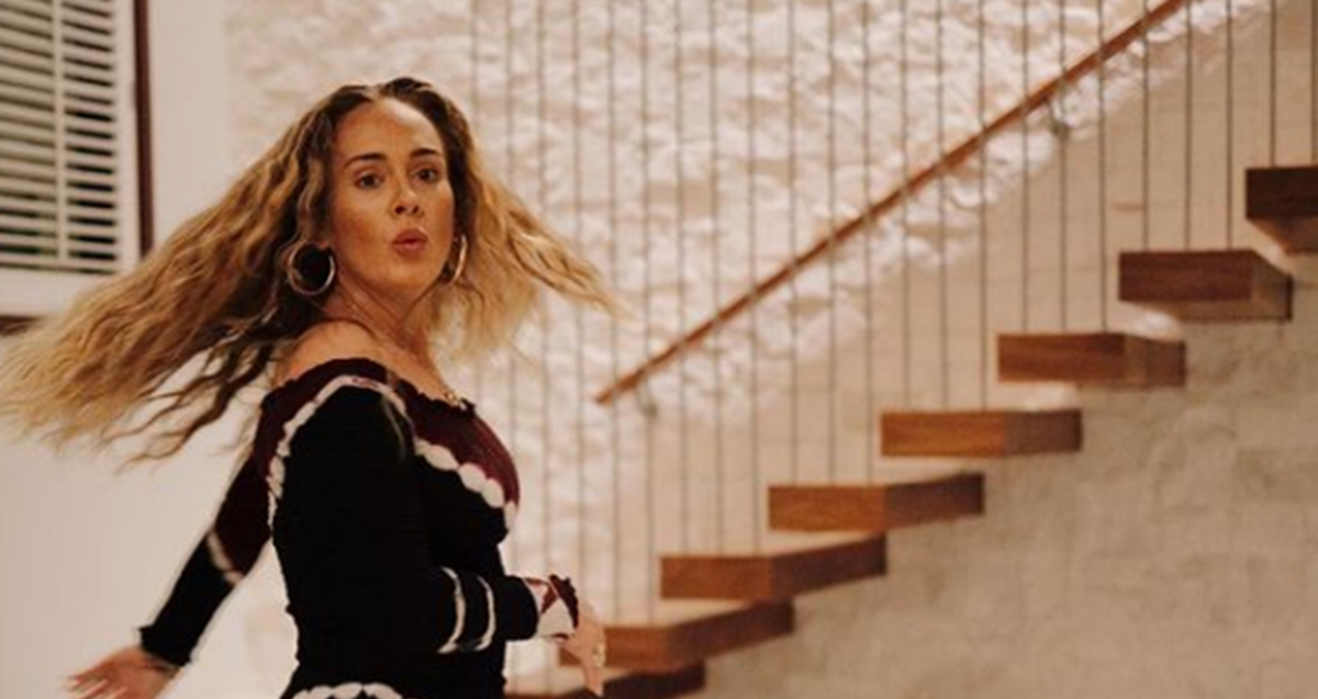 Adele za 33. rođendan objavila nove fotke, fanove oduševio njen izgled
