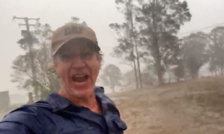 Reakcija Australca na kišu nakon 18 mjeseci suše postala hit na internetu
