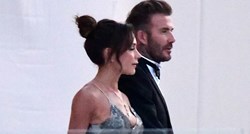 Victoria Beckham na sinovom vjenčanju nosila detalj vrijedan 25 milijuna kuna