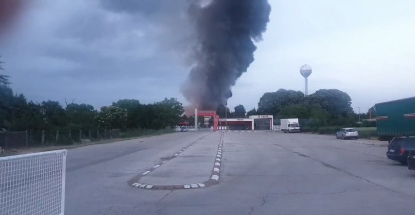 VIDEO Požar u tvornici u BiH