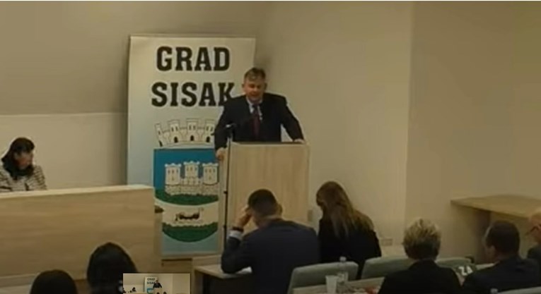 VIDEO Širi se "govor" HDZ-ovca iz Siska. Čovjek ne može sastaviti dvije rečenice