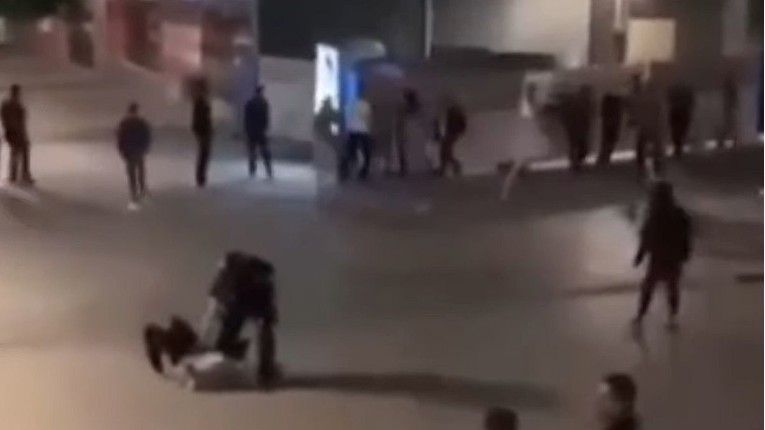 Nasilje na ulicama Stuttgarta, nekoliko policajaca ozlijeđeno