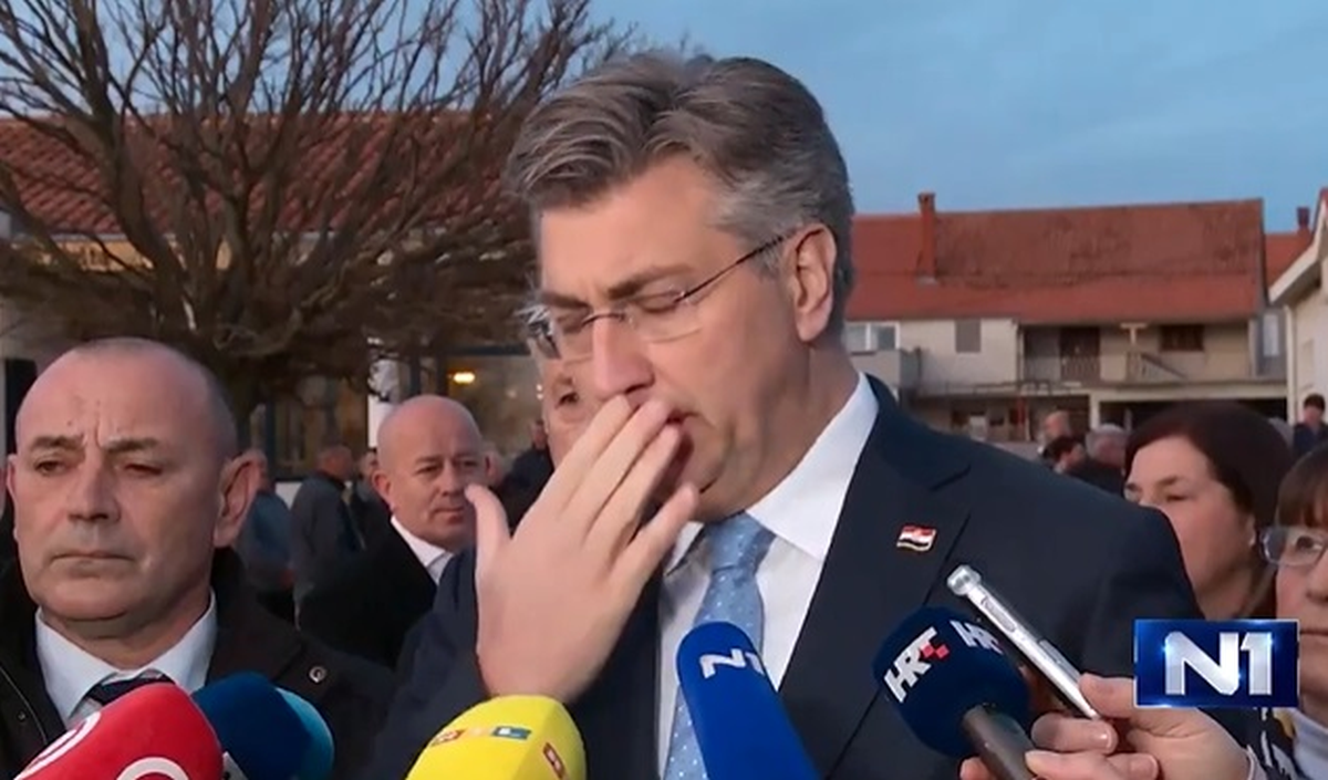 "Je*emu, u lakat...": Plenković se zakašljao dok je govorio o koronavirusu
