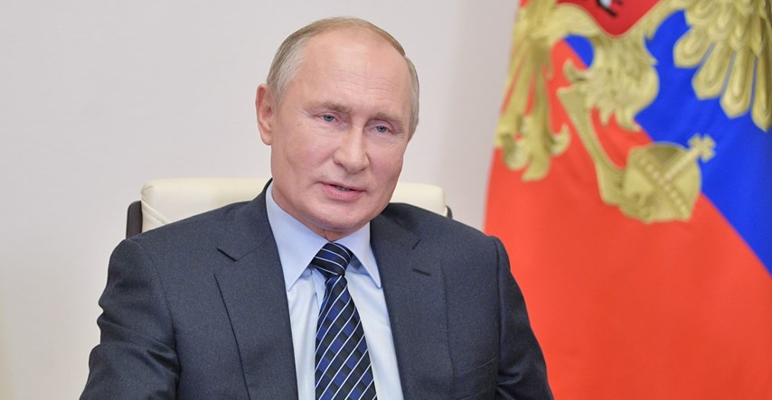 Putin: Rusija ne planira lockdown unatoč velikom broju umrlih