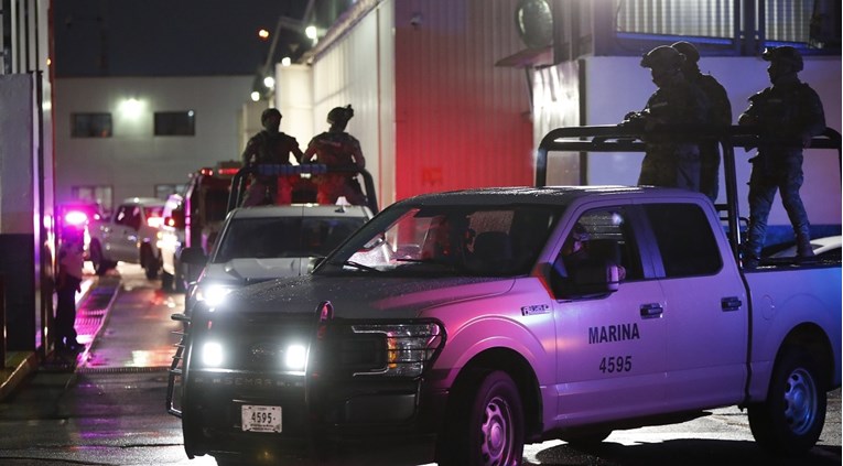 Veliki napad na zatvor u Meksiku. Poginulo 14 osoba, među njima 10 čuvara