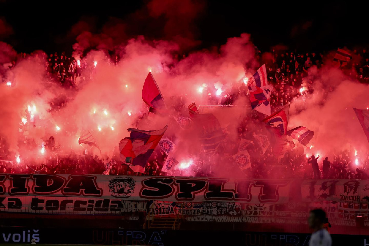 Hajdukovi navijači na Fejsu: Otkaz treneru, a sektu potjerati u 3 PM