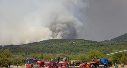 Požar u Sloveniji pod kontrolom. Objavljena snimka golemog aviona kako gasi vatru