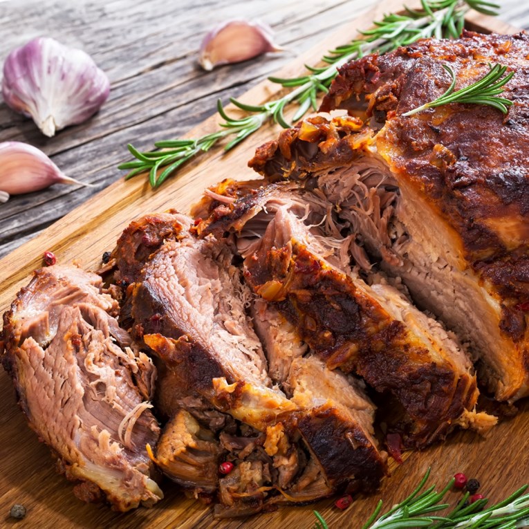 Recepti za pečenja koja uvijek uspijevaju: Svinjetina, patka, teletina i piletina