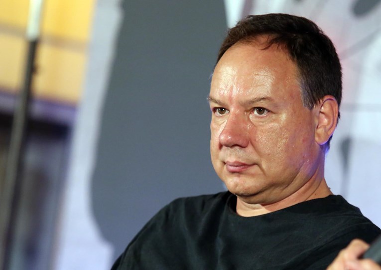 HND o prijetnji Pavičiću: Posebno zabrinjava da je ispisana na zgradi u kojoj živi