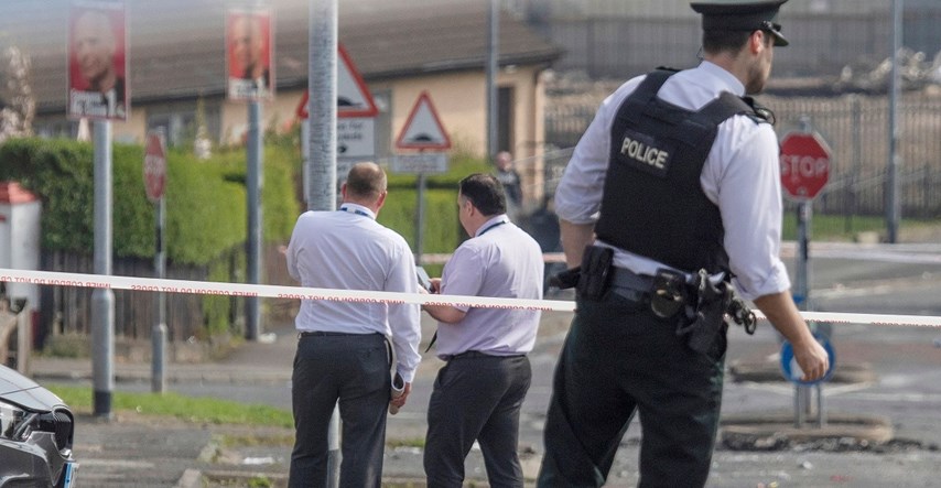 Ranjen policajac u Sjevernoj Irskoj, bori se za život. Policija sumnjiči Novu IRA-u