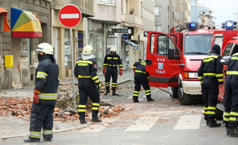 Zagrebački vatrogasci: Broj telefona 193 je potpuno blokiran