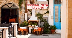 U Grčkoj se terase kafića i restorana otvaraju nakon šest mjeseci karantene