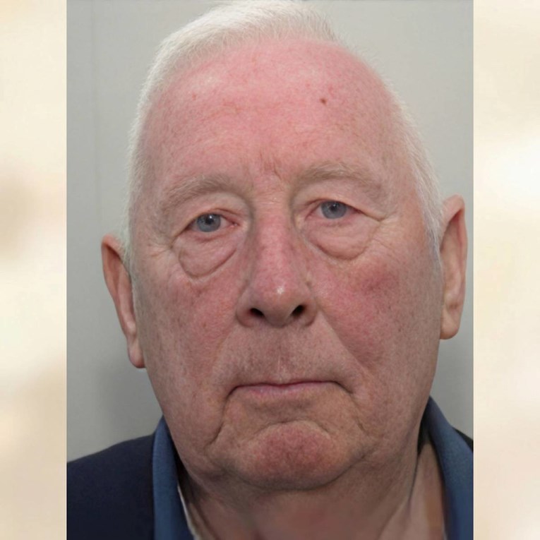 Dobitnik lutrije (80) u UK-u financirao najveću mrežu krivotvorenih lijekova