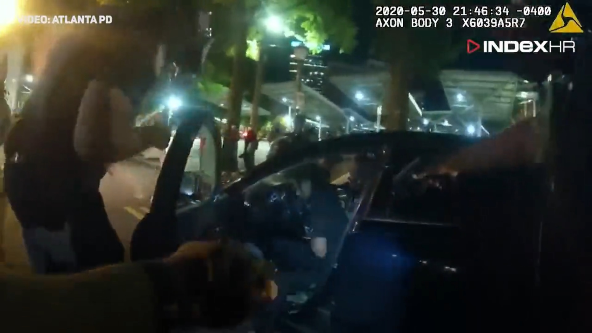 VIDEO Policajci u Atlanti napali studenta i studenticu, dvojica dobila otkaz
