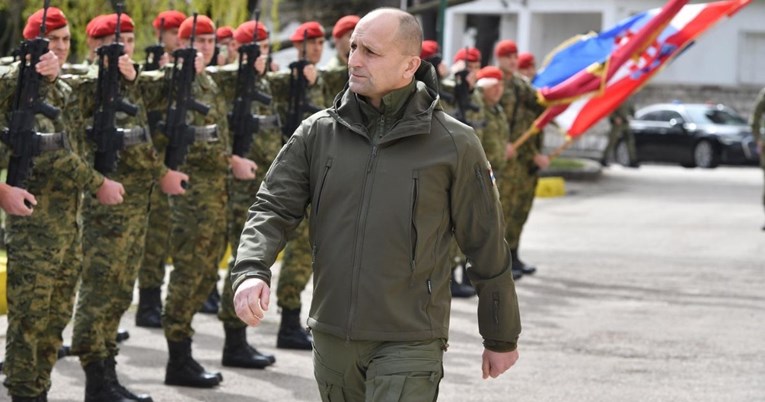 Anušić: Ne možemo samo kupovati naoružanje, moramo jačati obrambenu industriju