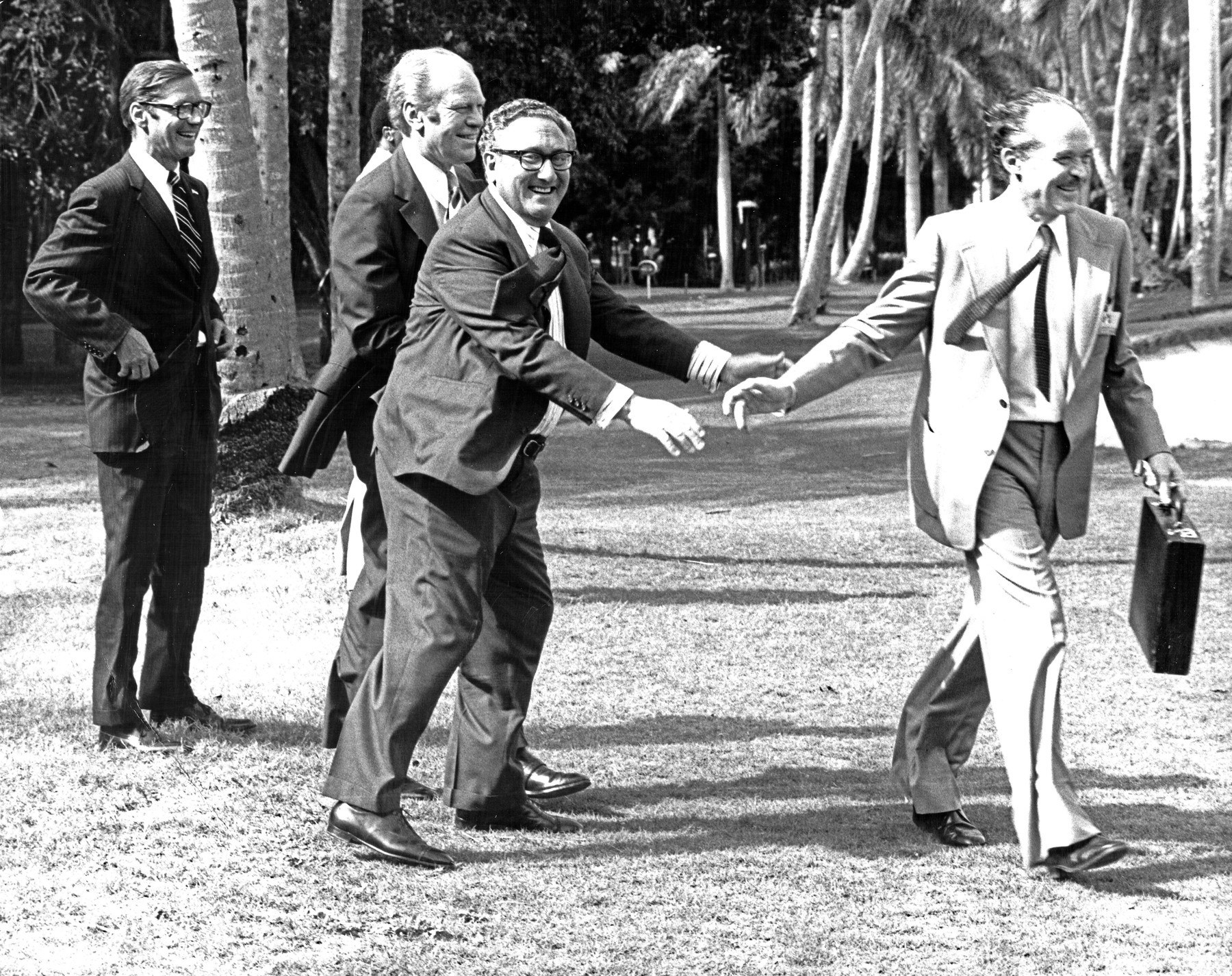 Tko je bio Henry Kissinger? Za jedne briljantni vizionar, za druge ratni zločinac