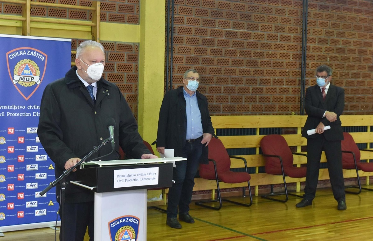 Božinović: Poruke s prosvjeda su van pameti, neka ljudi vide čime smo okruženi
