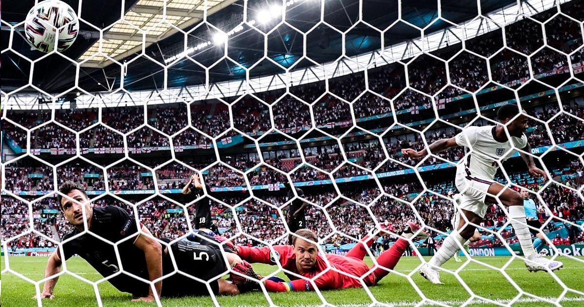 ENGLESKA - NJEMAČKA 2:0 Engleska u četvrtfinalu. Müller tragičar Njemačke