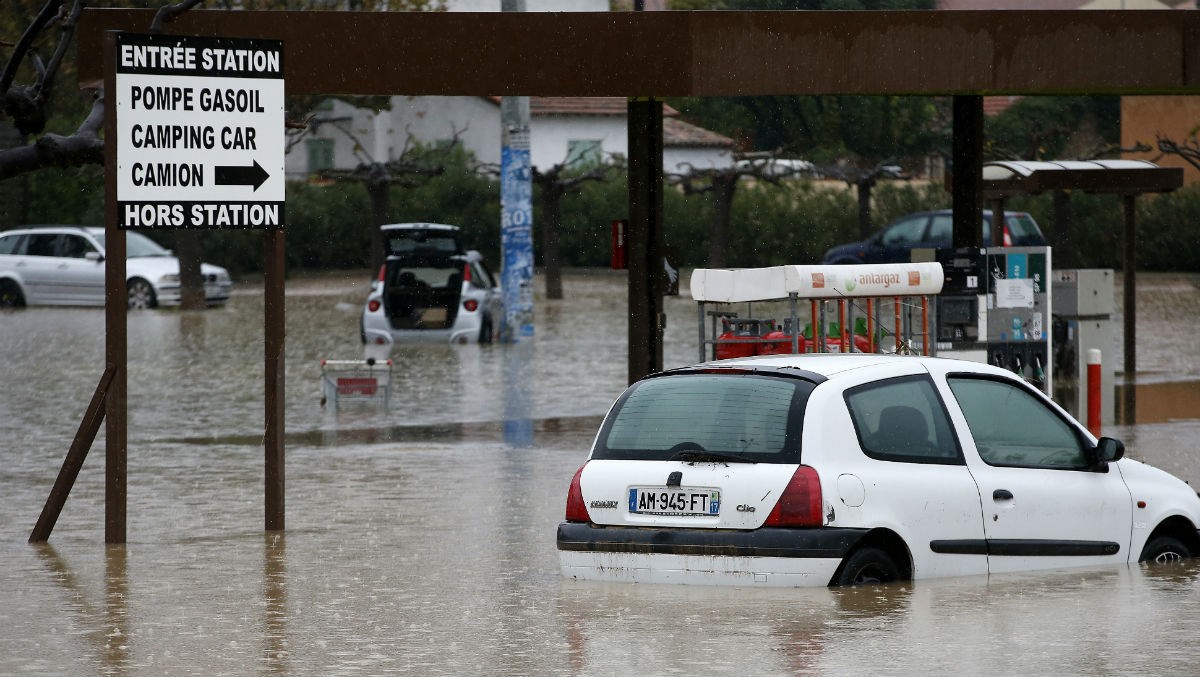 Olujno nevrijeme u Francuskoj rušilo drveća i izazvalo poplave