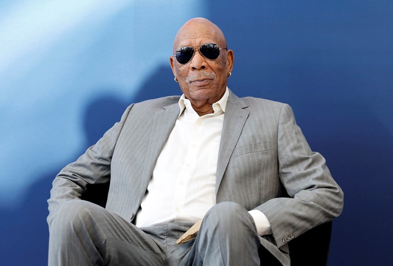Morgan Freeman bijesan zbog AI-ja: "Ne oponašajte me, pljačkate me"