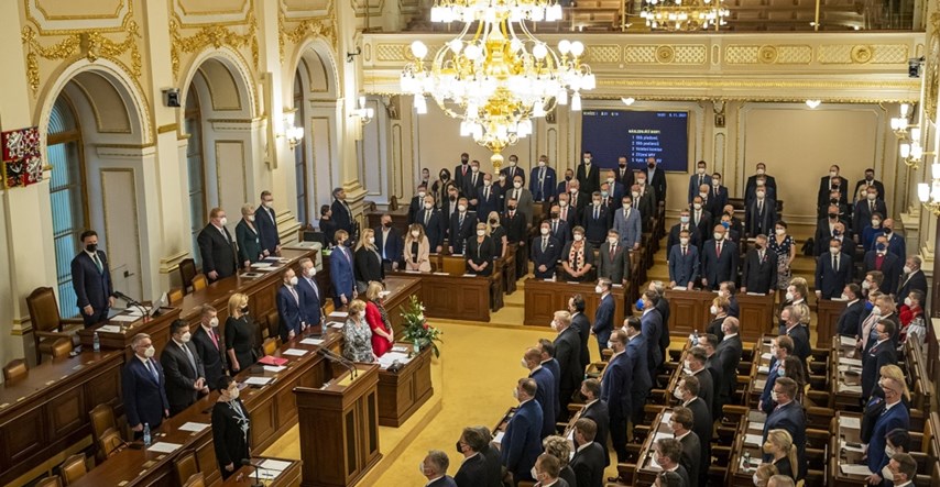 Češka vlada preživjela glasanje o nepovjerenju