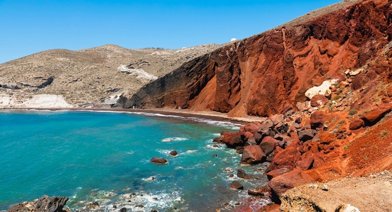 VIDEO Potres uništio jednu od najpoznatijih plaža na Santoriniju