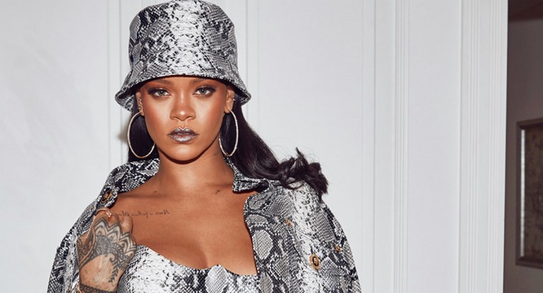 Cirkoni i zmijski uzorak: Rihanna u dvije ekstravagantne retro kombinacije
