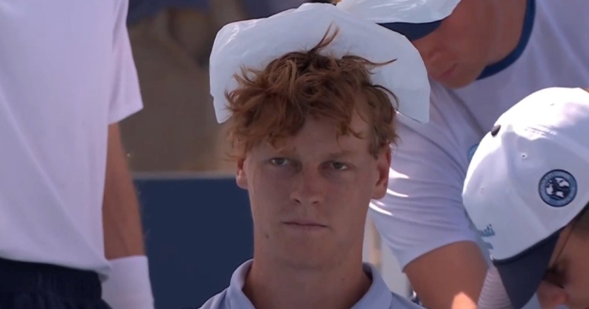 VIDEO Sinner predao meč Alcarazu u finalu nakon 23 minute igre