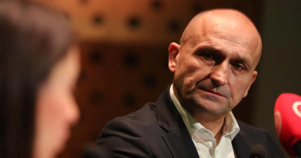 Anušić: Tema antifašizma je nebitna, a stalno se nameće