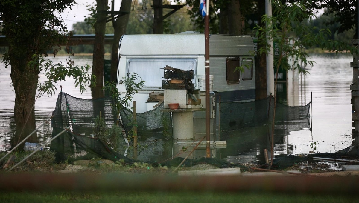 Drava opada, i dalje kritično na Šoderici