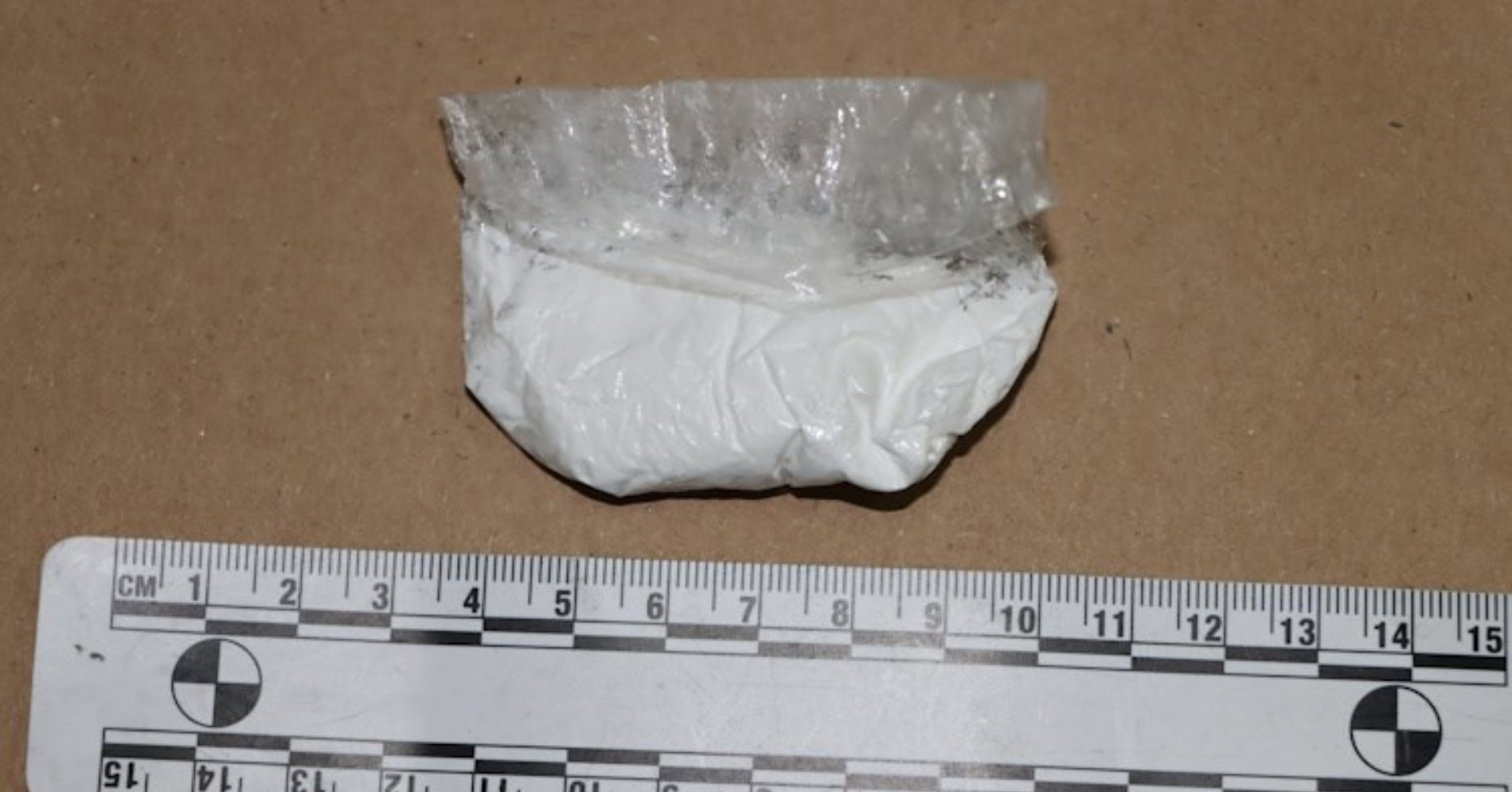 U Zagrebu uhićen 26-godišnjak, u stanu skrivao i preprodavao više vrsta droge